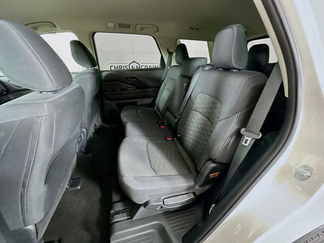 2025 Nissan Pathfinder SV FWD