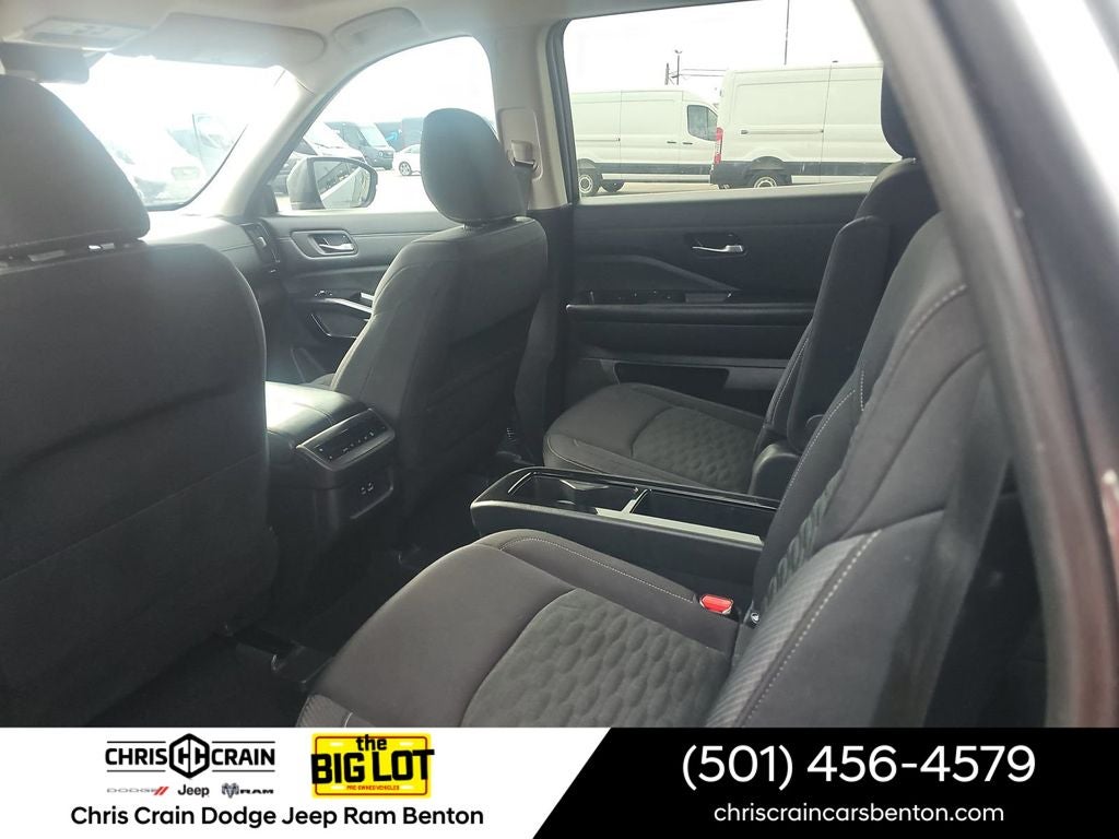 2022 Nissan Pathfinder SV 2WD