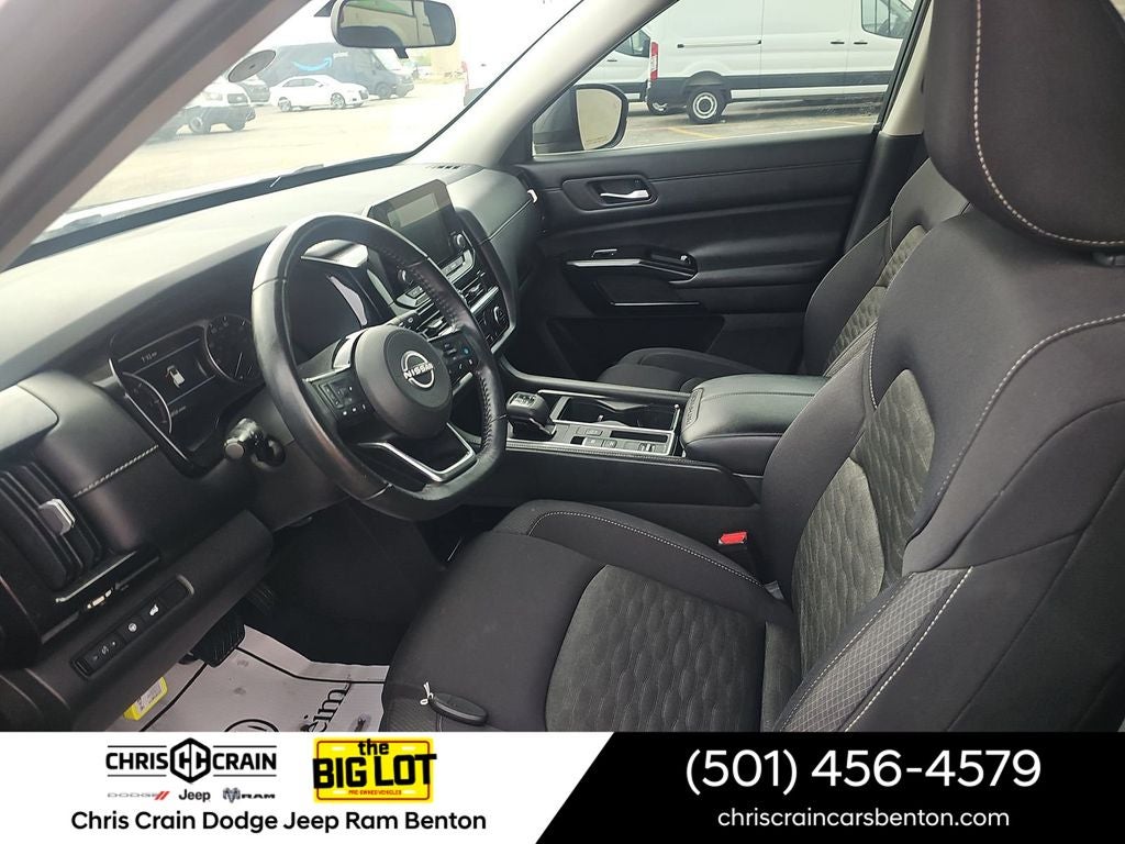 2022 Nissan Pathfinder SV 2WD