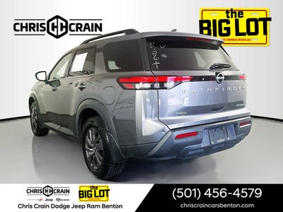 2024 Nissan Pathfinder SV 4WD