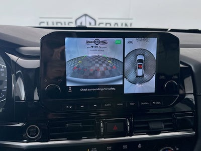 2023 Nissan Pathfinder SL FWD