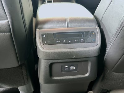 2023 Nissan Pathfinder SL FWD