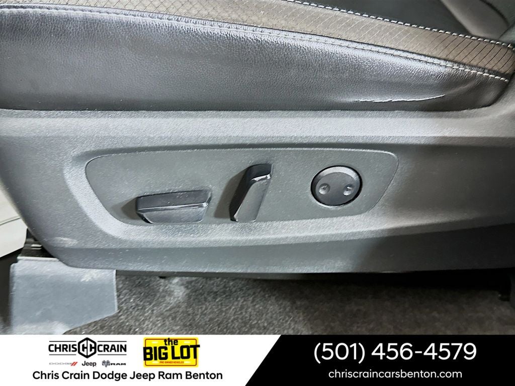 2024 Nissan Pathfinder SL FWD