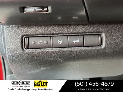 2024 Nissan Pathfinder SL FWD