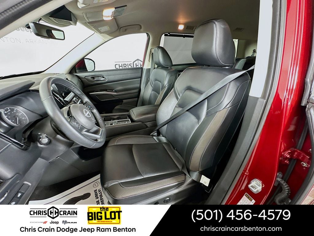 2024 Nissan Pathfinder SL FWD