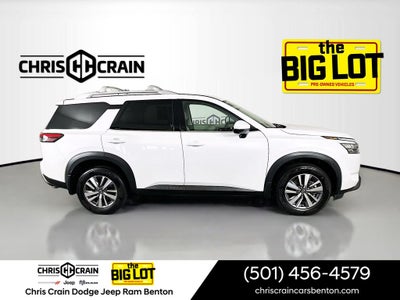2025 Nissan Pathfinder SL 4WD