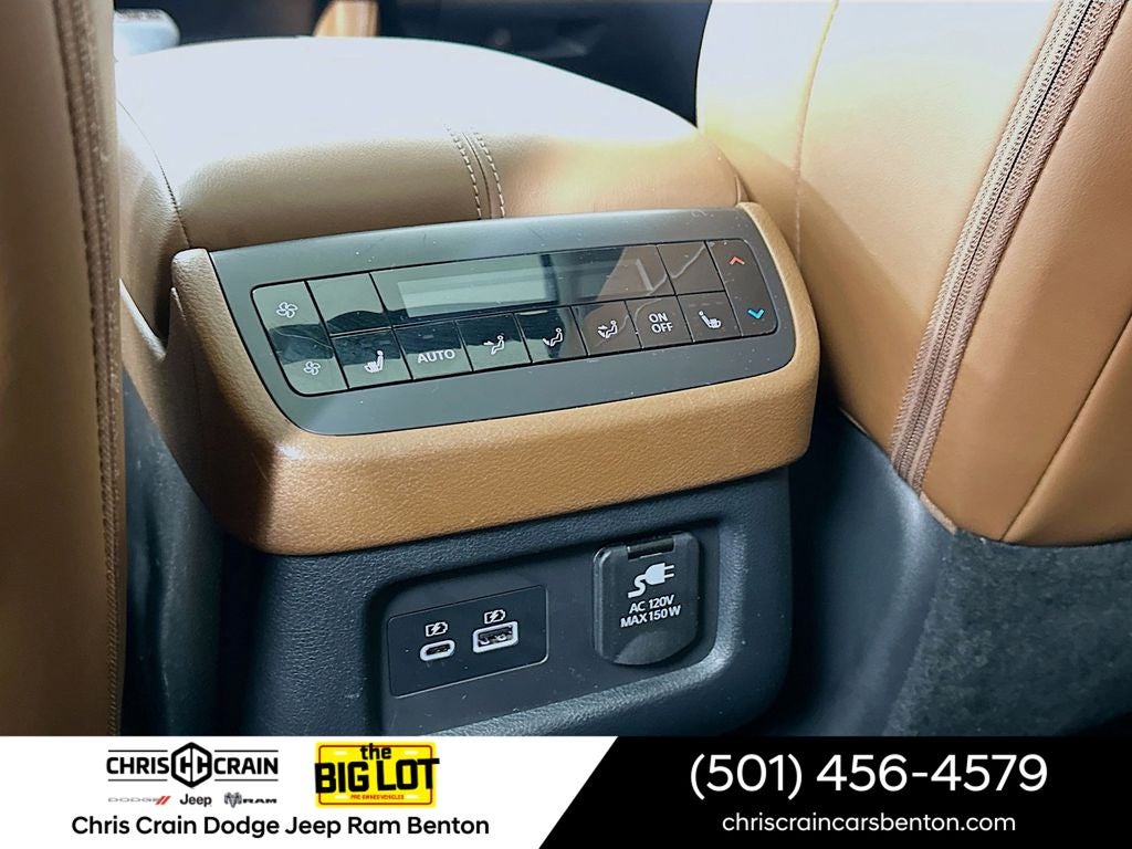 2023 Nissan Pathfinder Platinum 4WD