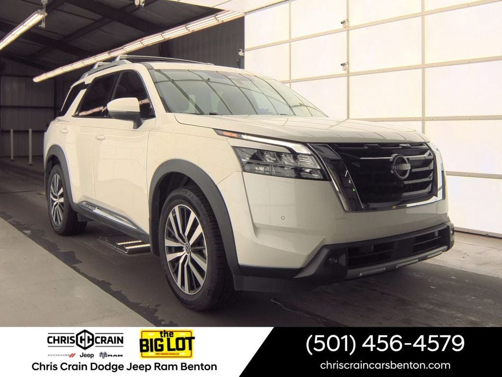 2023 Nissan Pathfinder Platinum