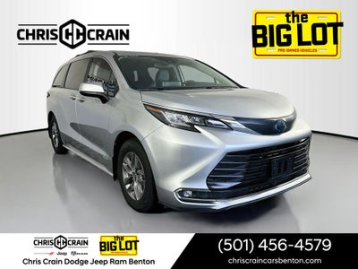 2021 Toyota Sienna XLE