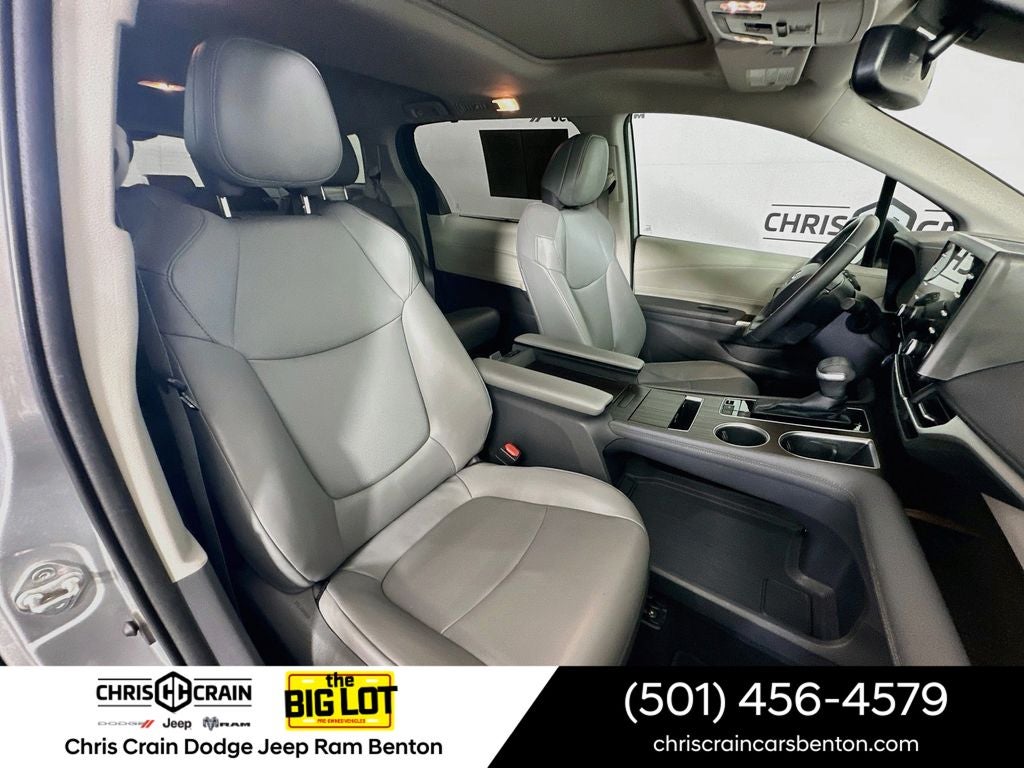 2021 Toyota Sienna XLE