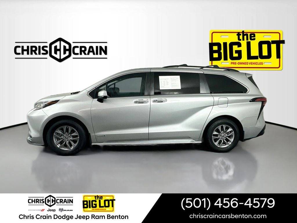 2021 Toyota Sienna XLE