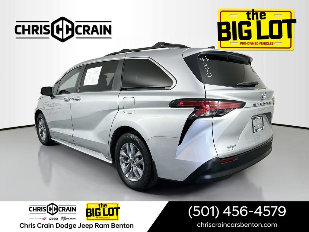 2021 Toyota Sienna XLE