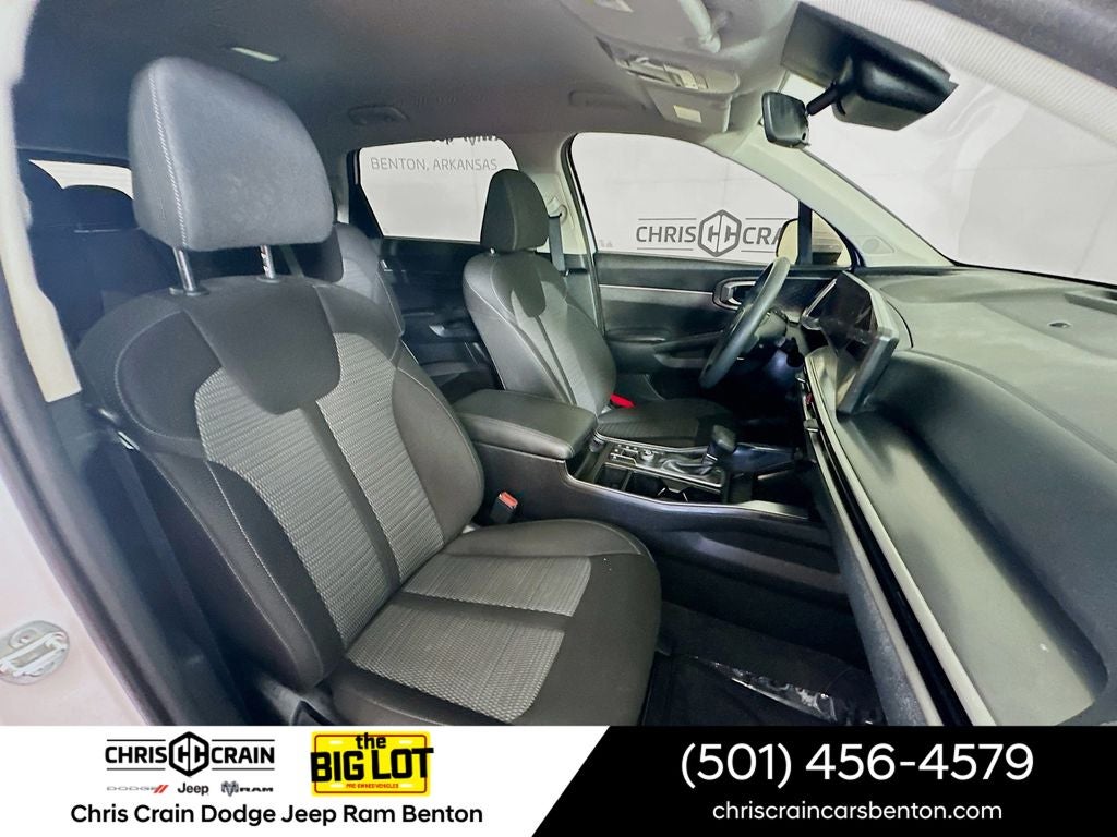 2024 Kia Sorento LX