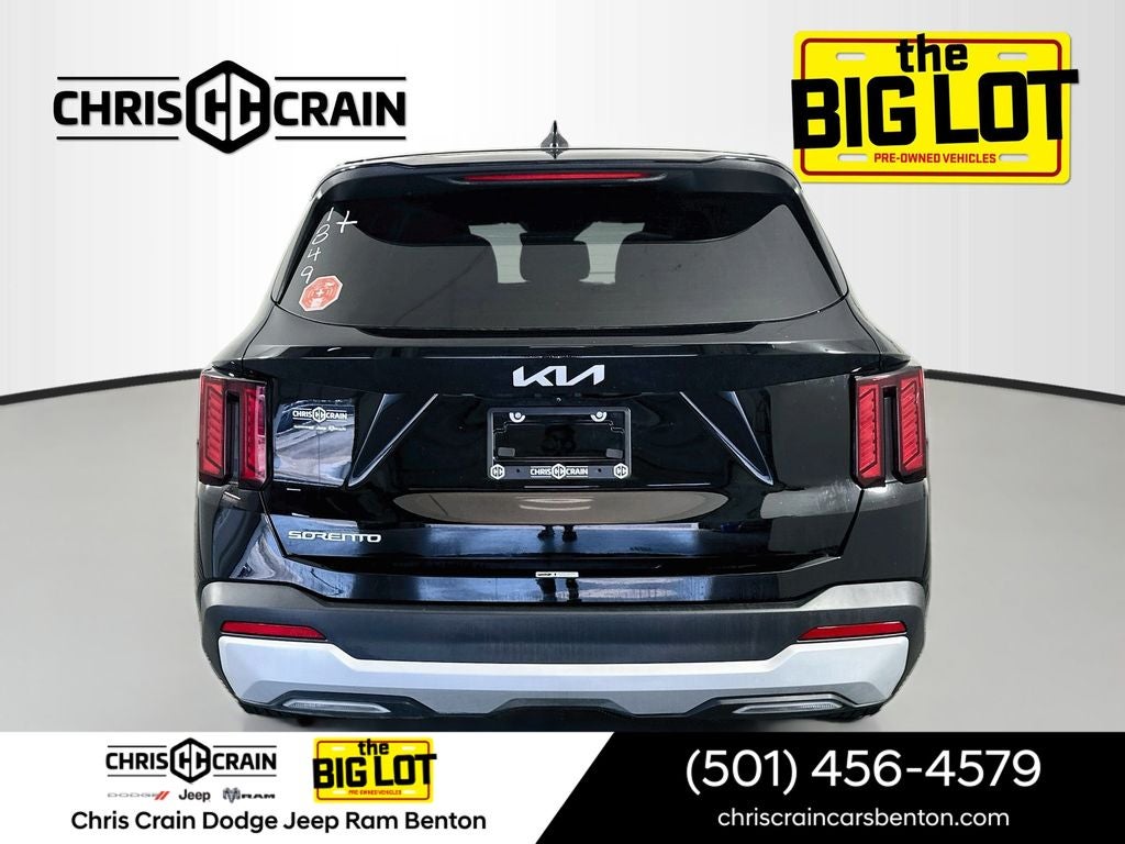 2025 Kia Sorento LX