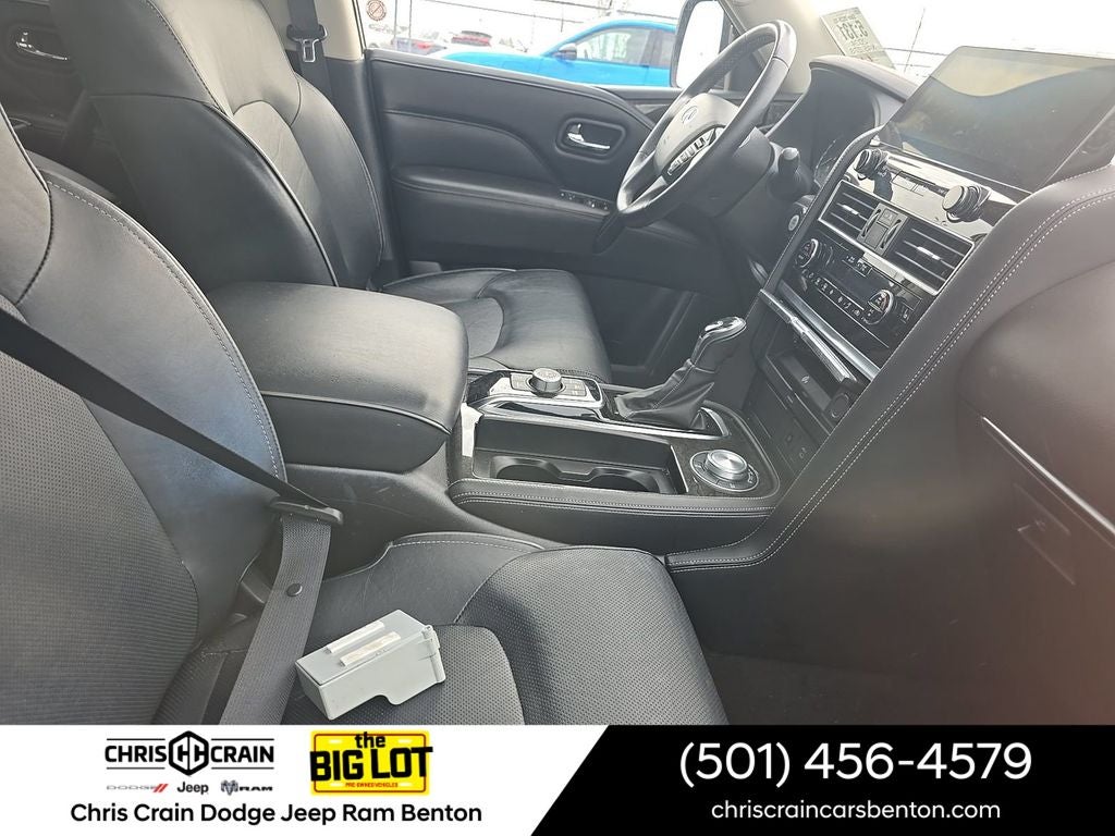 2024 INFINITI QX80 LUXE