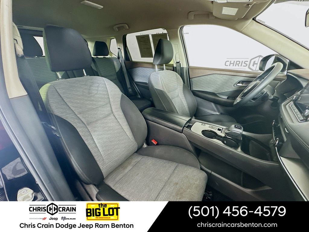 2023 Nissan Rogue SV FWD