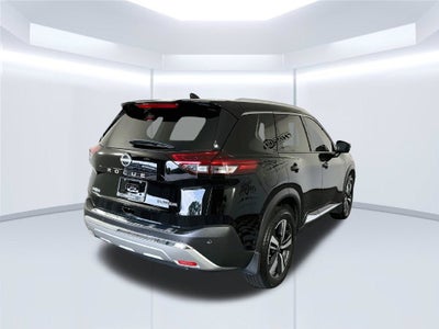 2023 Nissan Rogue Platinum FWD