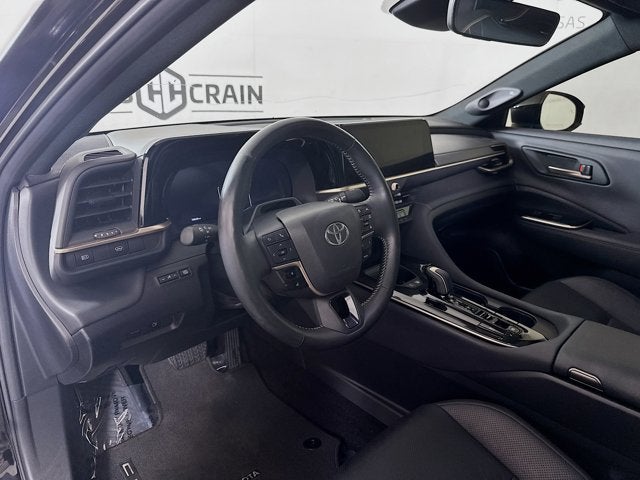 2024 Toyota Crown Platinum