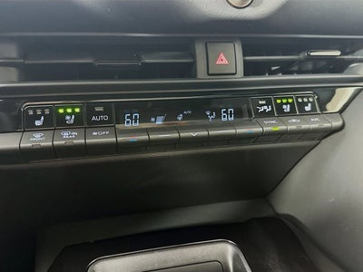 2024 Toyota Crown Platinum