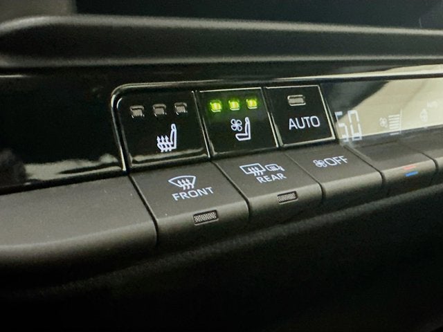 2024 Toyota Crown Platinum