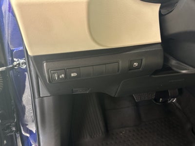 2024 Toyota Corolla Hybrid XLE