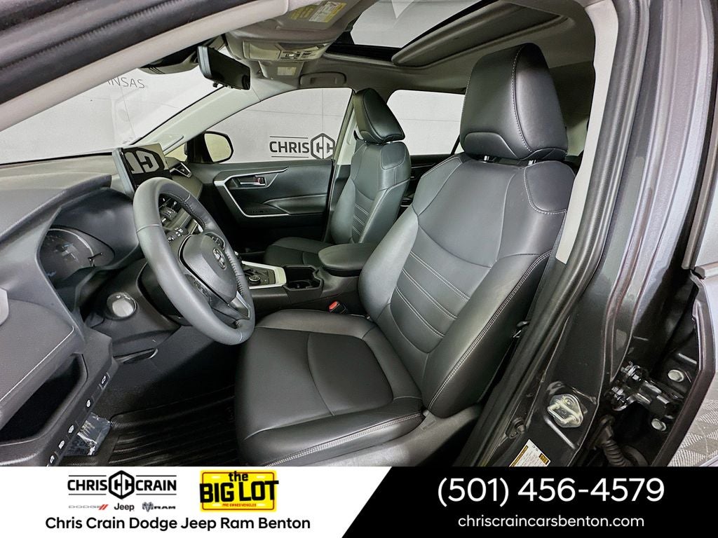 2025 Toyota RAV4 Hybrid XLE Premium