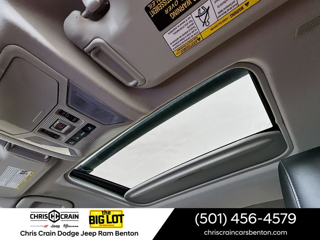 2025 Toyota RAV4 Hybrid XLE Premium