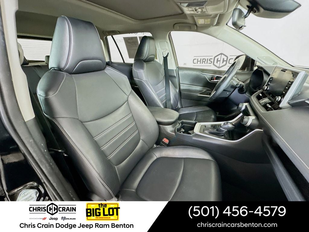 2020 Toyota RAV4 XLE Premium