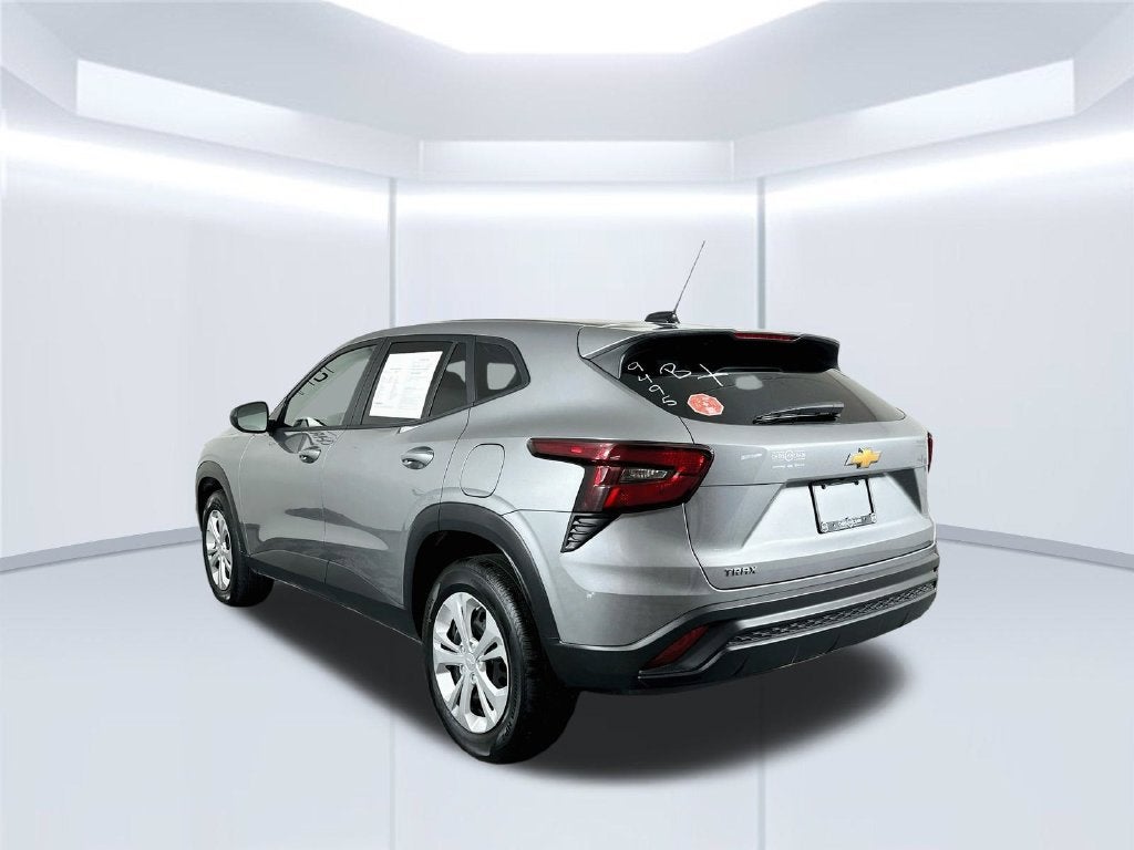 2026 Chevrolet Trax FWD LS