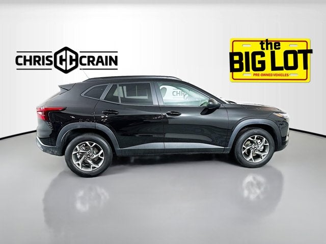 2025 Chevrolet Trax FWD LT