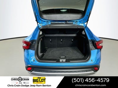2025 Chevrolet Trax FWD LT