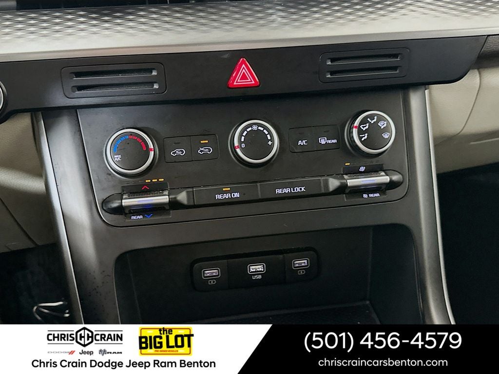 2024 Kia Carnival MPV LX Seat Package