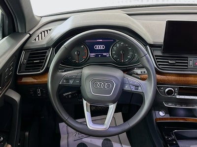 2024 Audi Q5 Premium 40 TFSI quattro S tronic