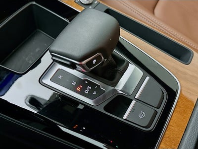 2024 Audi Q5 Premium 40 TFSI quattro S tronic