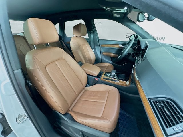 2024 Audi Q5 Premium 40 TFSI quattro S tronic