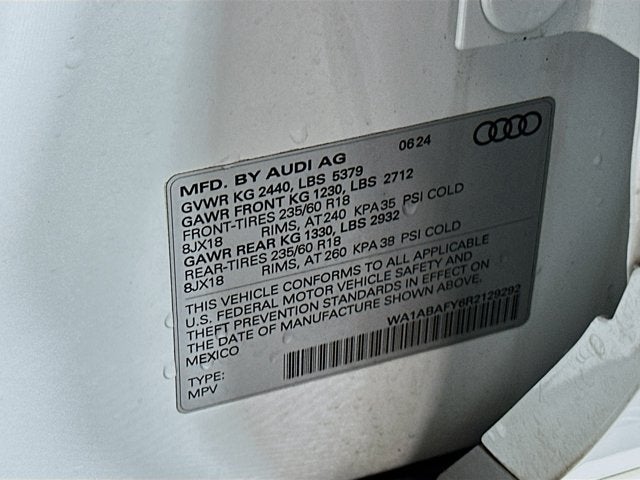 2024 Audi Q5 Premium 40 TFSI quattro S tronic