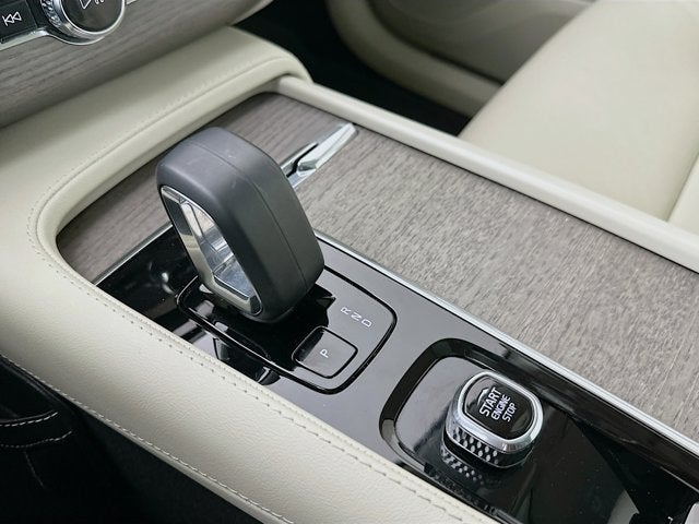 2023 Volvo XC90 B6 Plus 7-Seater