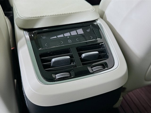 2023 Volvo XC90 B6 Plus 7-Seater