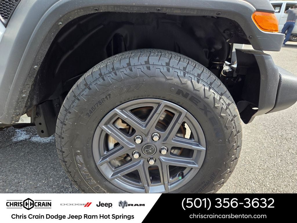 2025 Jeep Wrangler 4-Door Summit 4x4