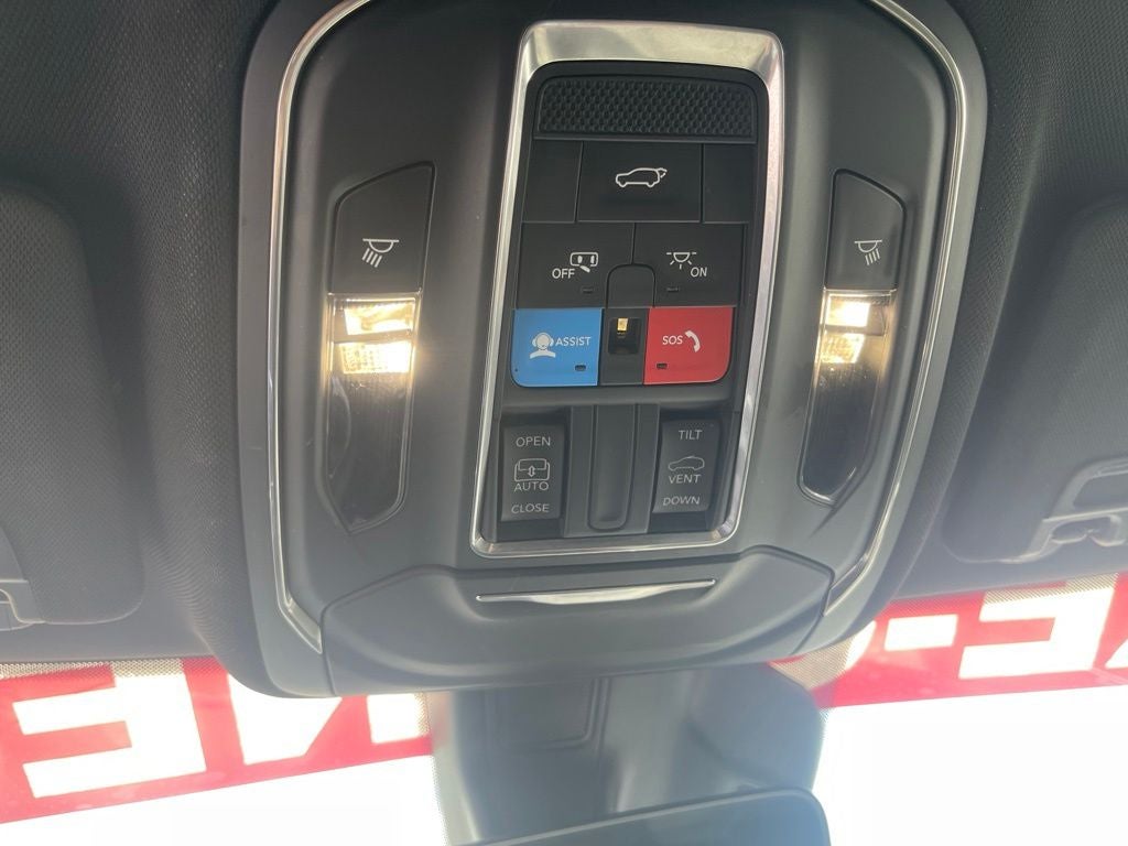 2025 Jeep Grand Cherokee Altitude X 4x4