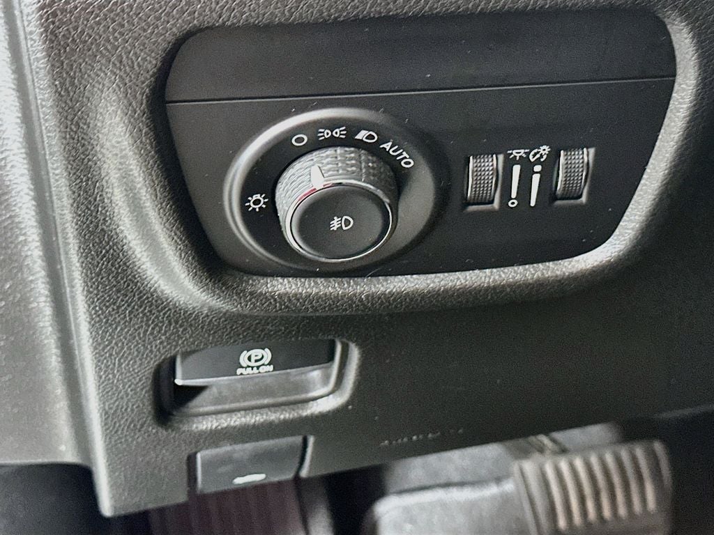 2023 Jeep Grand Cherokee L Limited 4x2