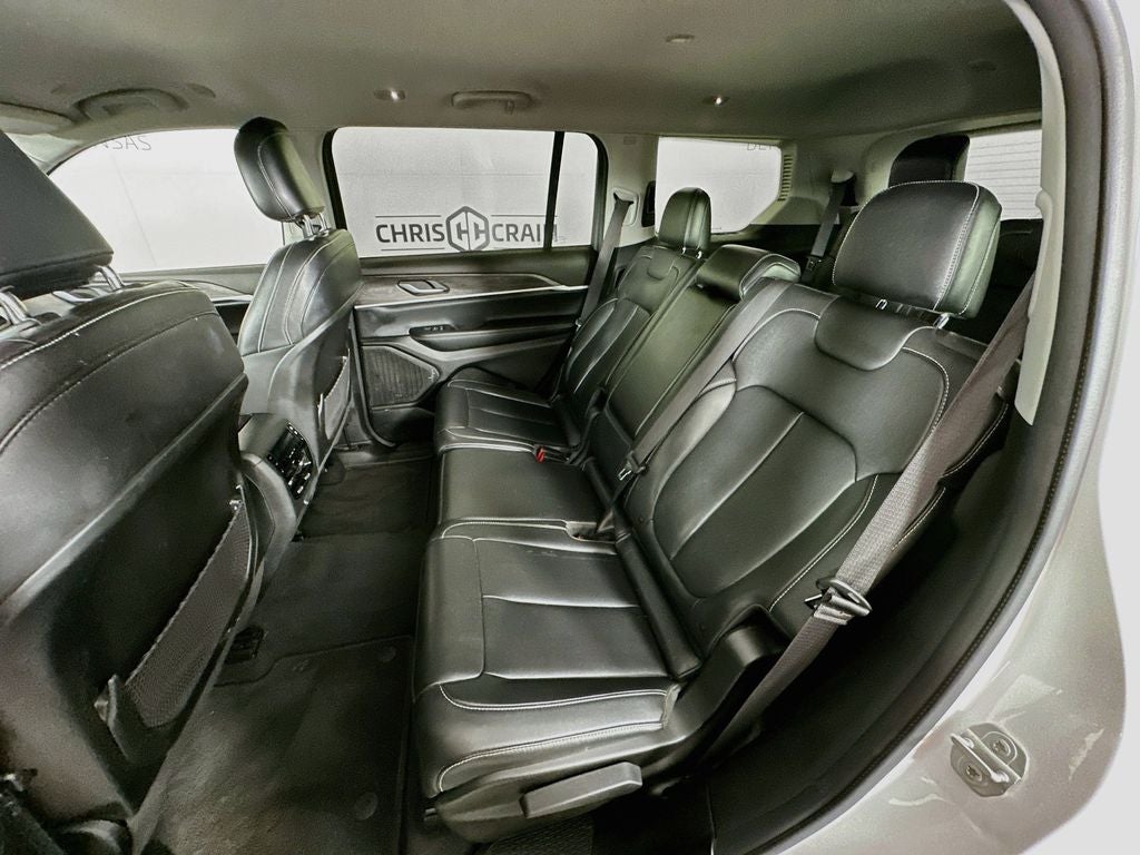 2023 Jeep Grand Cherokee L Limited 4x2