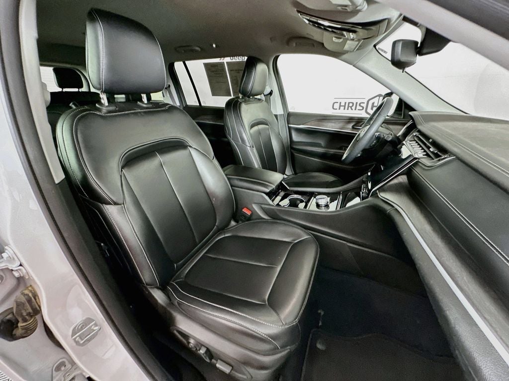 2023 Jeep Grand Cherokee L Limited 4x2