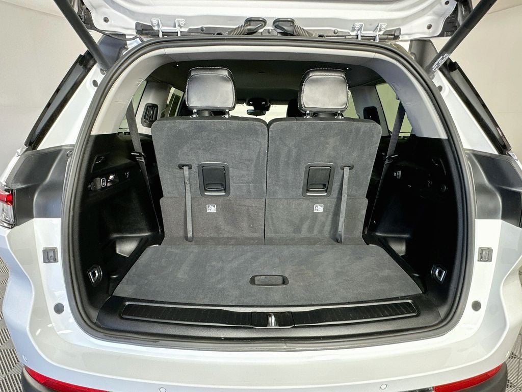2023 Jeep Grand Cherokee L Limited 4x2