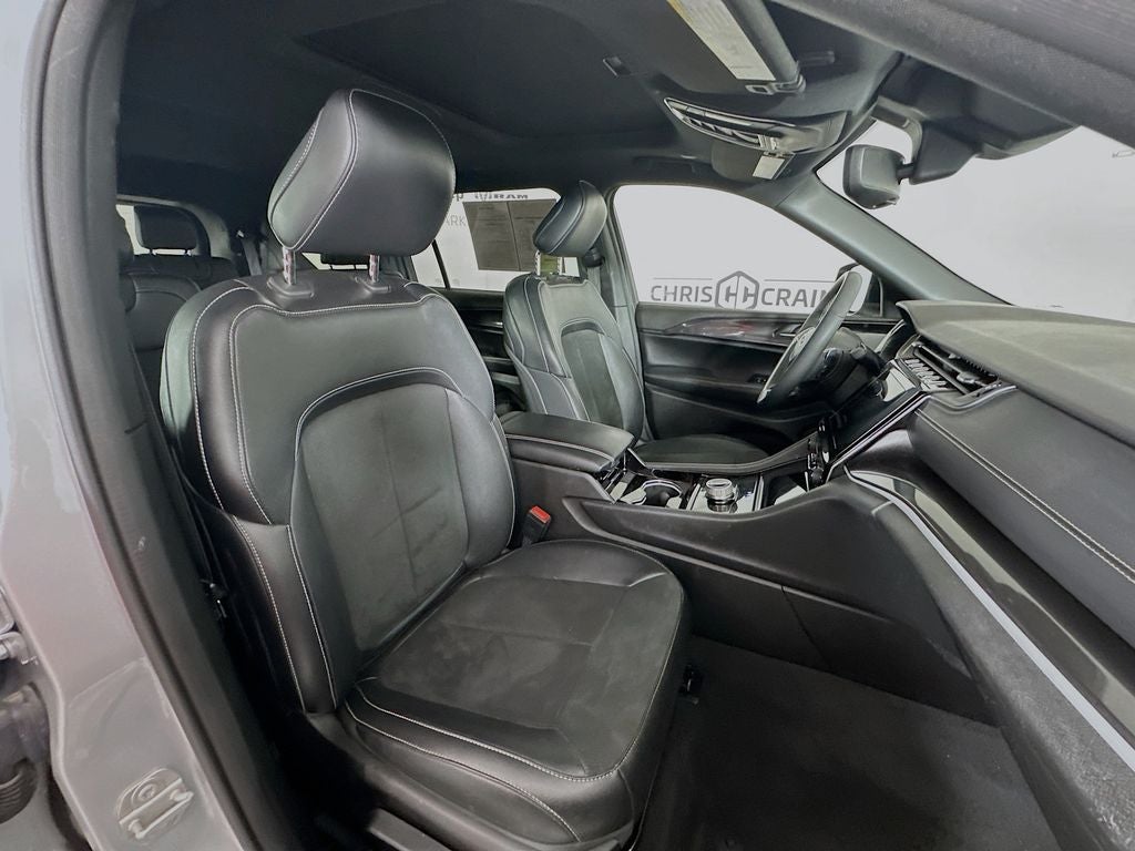 2023 Jeep Grand Cherokee L Altitude 4x4