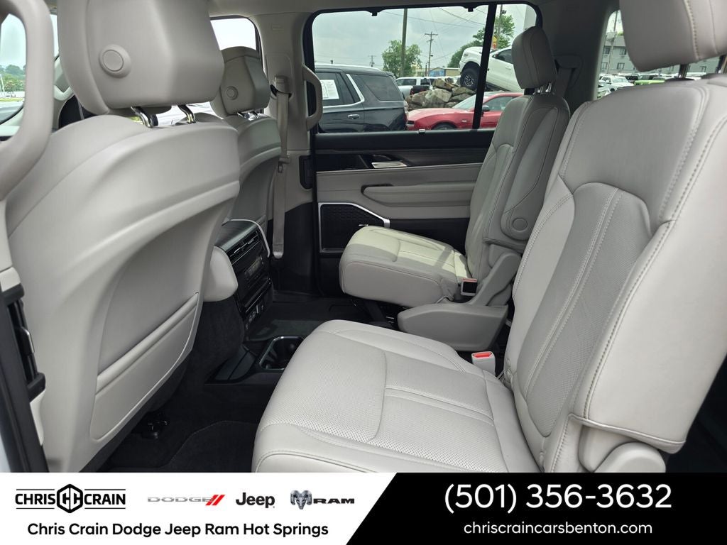 2024 Jeep Wagoneer Series II 4x2