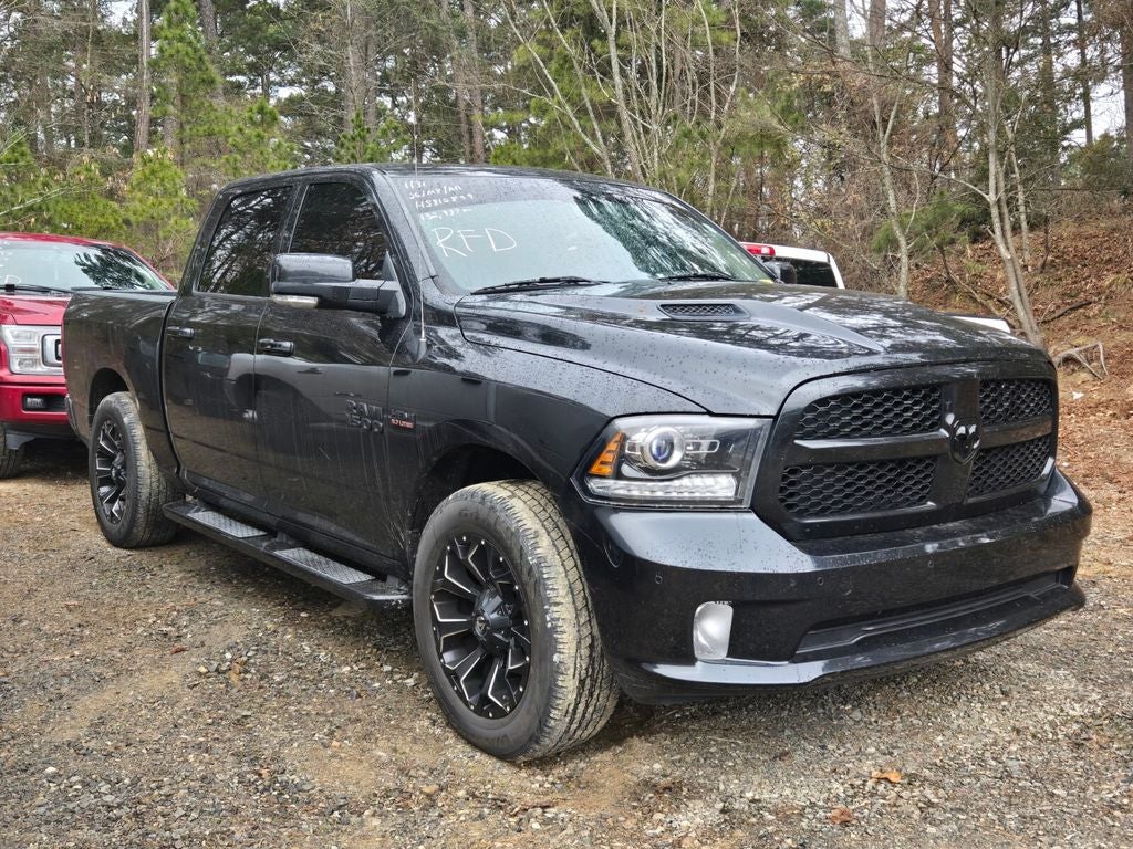 2017 RAM 1500 Night Crew Cab 4x4 5'7' Box