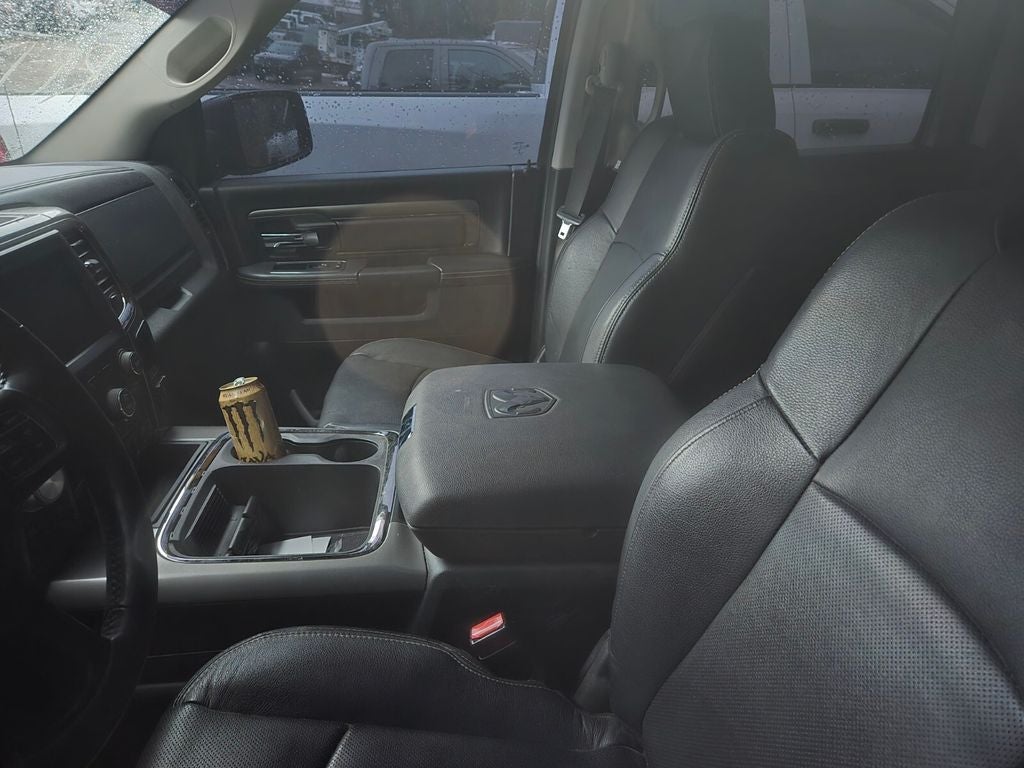 2017 RAM 1500 Night Crew Cab 4x4 5'7' Box