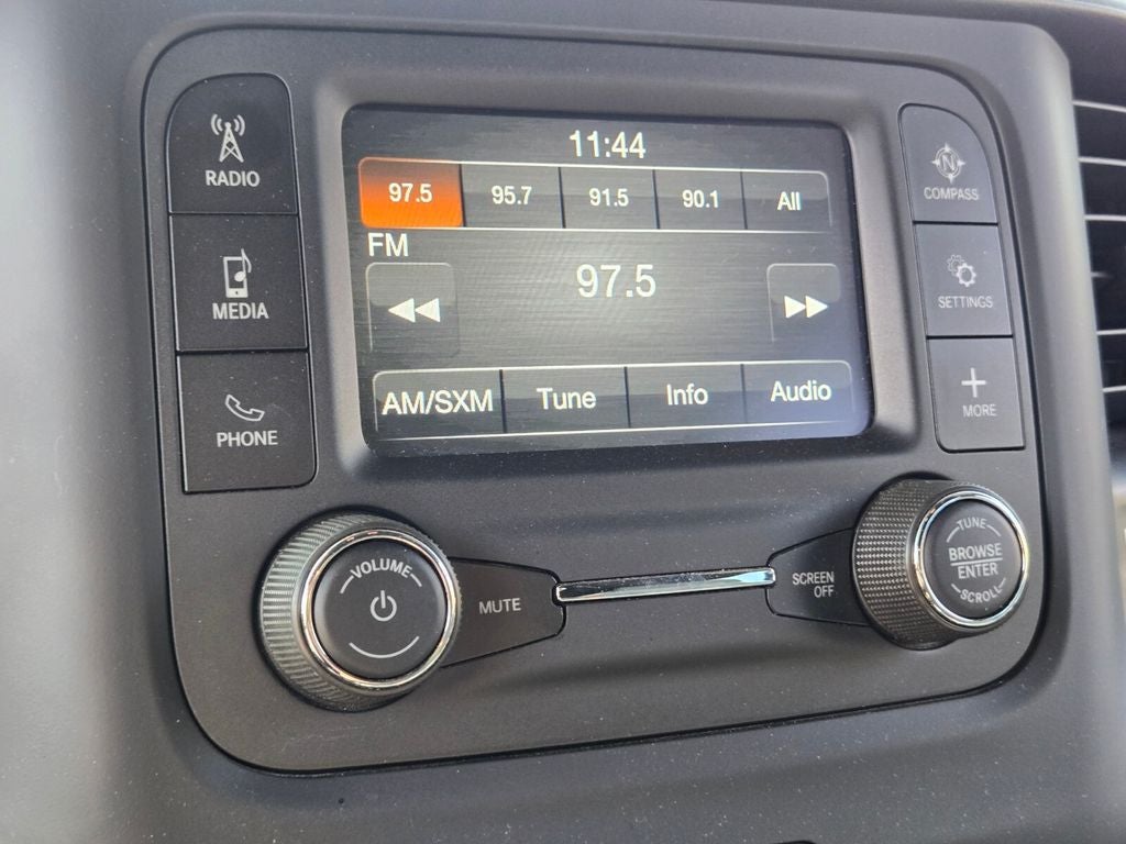 2024 RAM 1500 Tradesman Crew Cab 4x4 5'7' Box