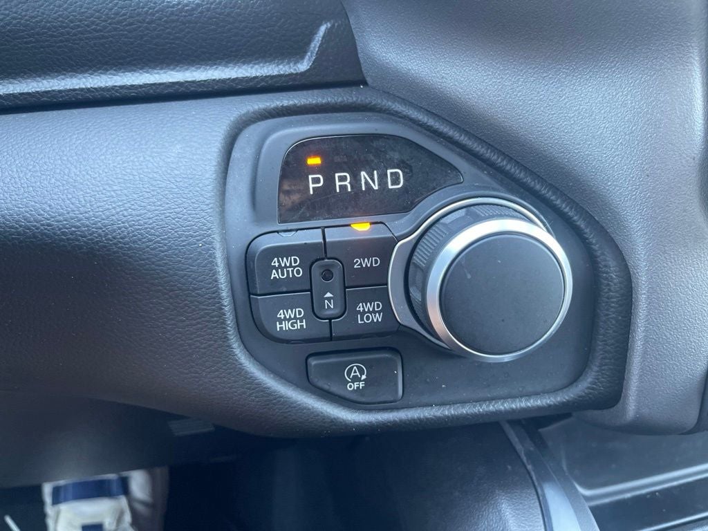 2025 RAM 1500 Big Horn Crew Cab 4x4 5'7' Box